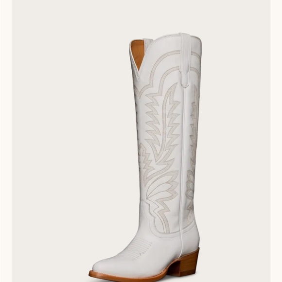 The Abby Tecovas women’s boots only used twice - Picture 1 of 7